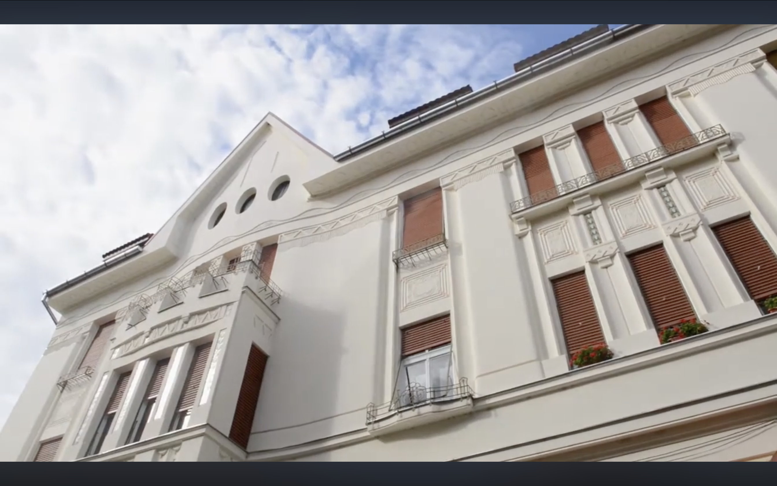 Documentar